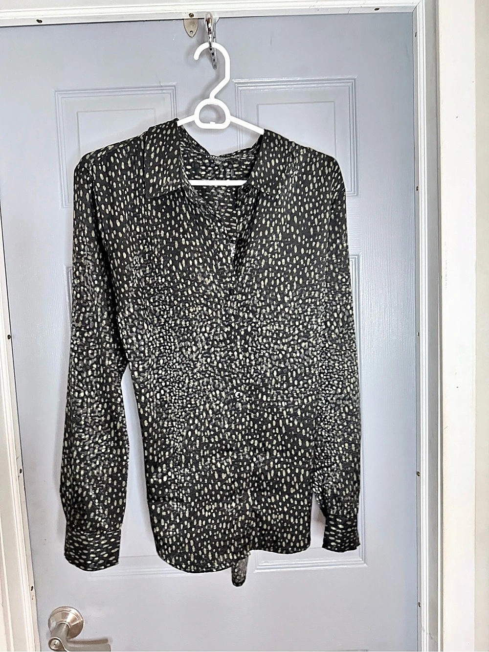 Liverpool Abstract Print Blouse in Black & Green Size Large Like New